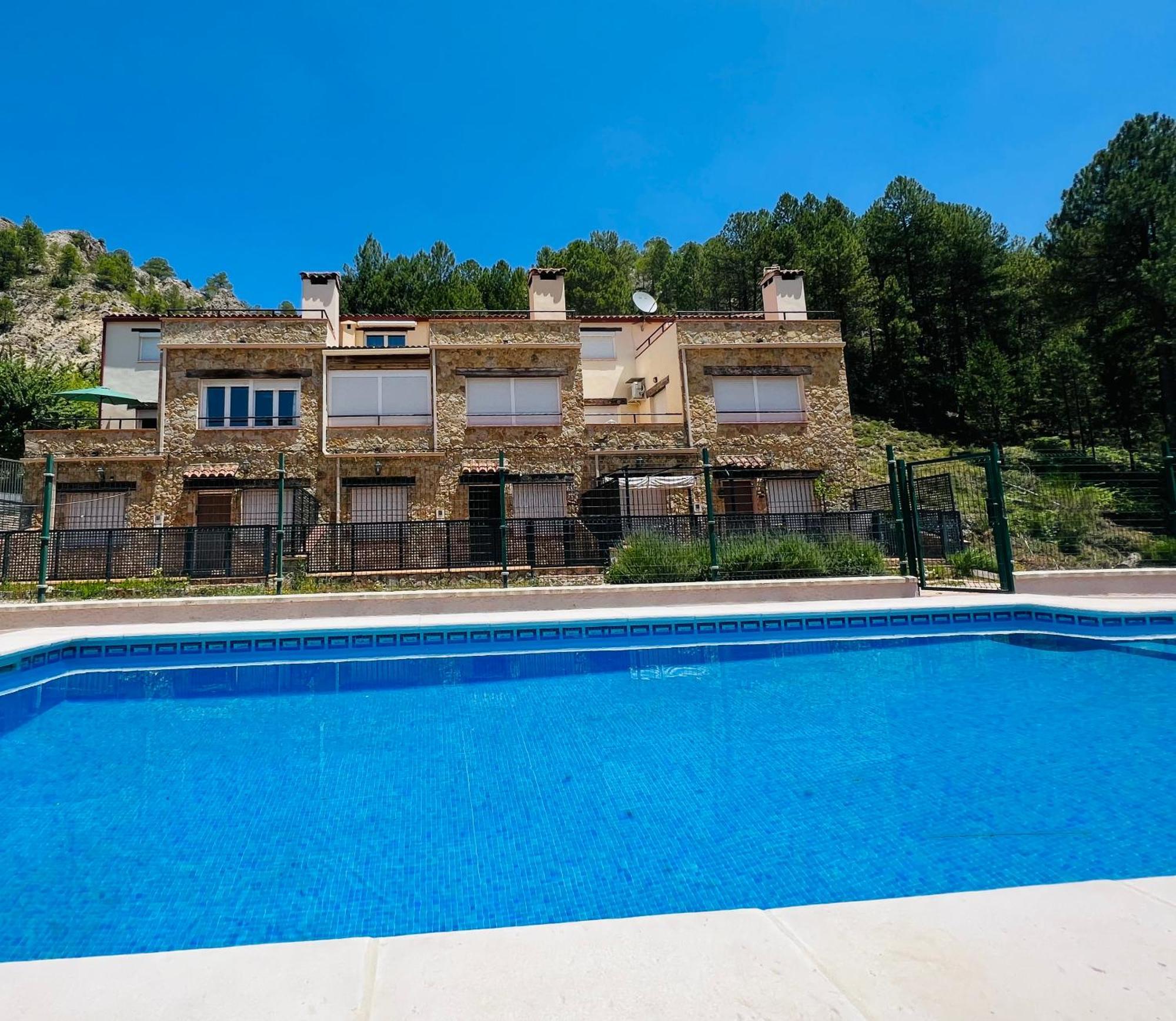 セグラ・デ・ラ・シエラDuplex Rio Maderaアパートメント エクステリア 写真