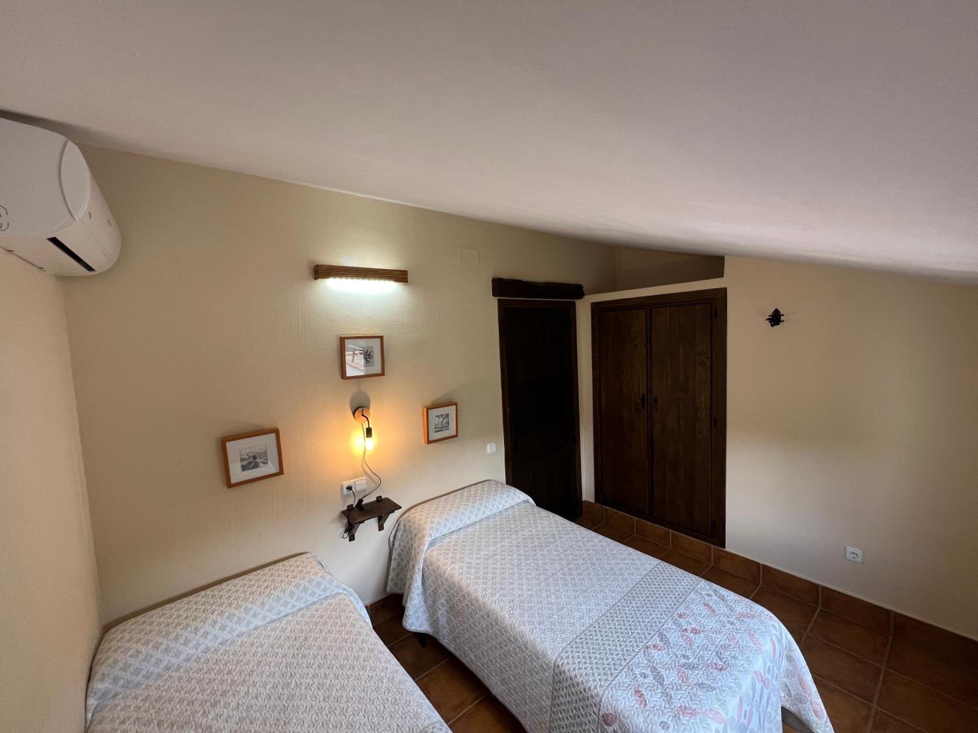 セグラ・デ・ラ・シエラDuplex Rio Maderaアパートメント エクステリア 写真